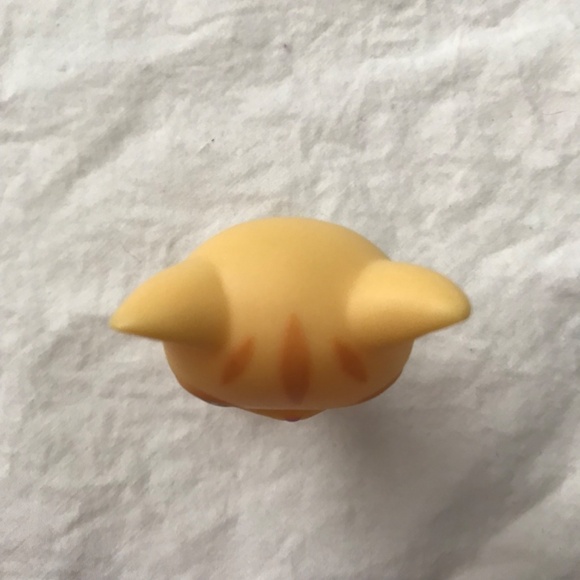 RARE Littlest Pet Shop Paws Off Feline Shorthair Cat Toy Figure Sparkly Eyes - Picture 4 of 5